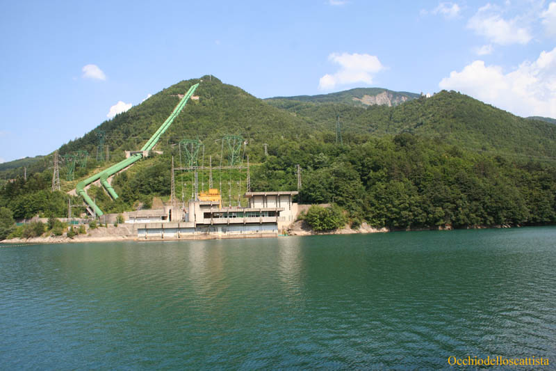  Image name: 18-lago di suviana.jpg 
 width: 800 pixel 
 height: 533 pixel 
 Size: 80015 bytes 
 Click to enlarge 